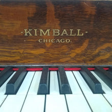 Cargar imagen en el visor de la galería, Kimball Victorian Upright Piano
