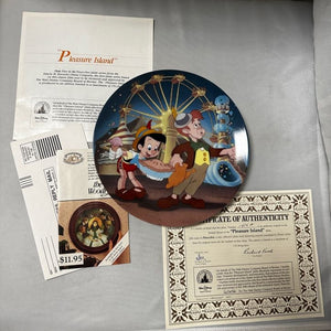Walt Disney Pinocchio Collector's Plates by Edwin Knowles, Lot of 3