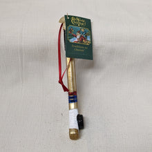 Cargar imagen en el visor de la galería, Old World Christmas Ornament Hockey Stick NWT
