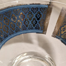 Cargar imagen en el visor de la galería, Culver MCM Blue and 22k Gold Seville Diamond Pattern Punch Bowl
