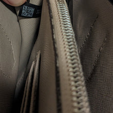 Cargar imagen en el visor de la galería, Michael Kors Mercer Medium Satchel,Pebbled Leather Crossbody Gray Bag Top Handle
