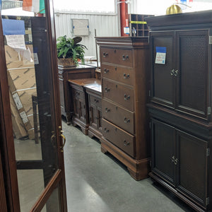 Dressers & Nightstands Available In-Store Only